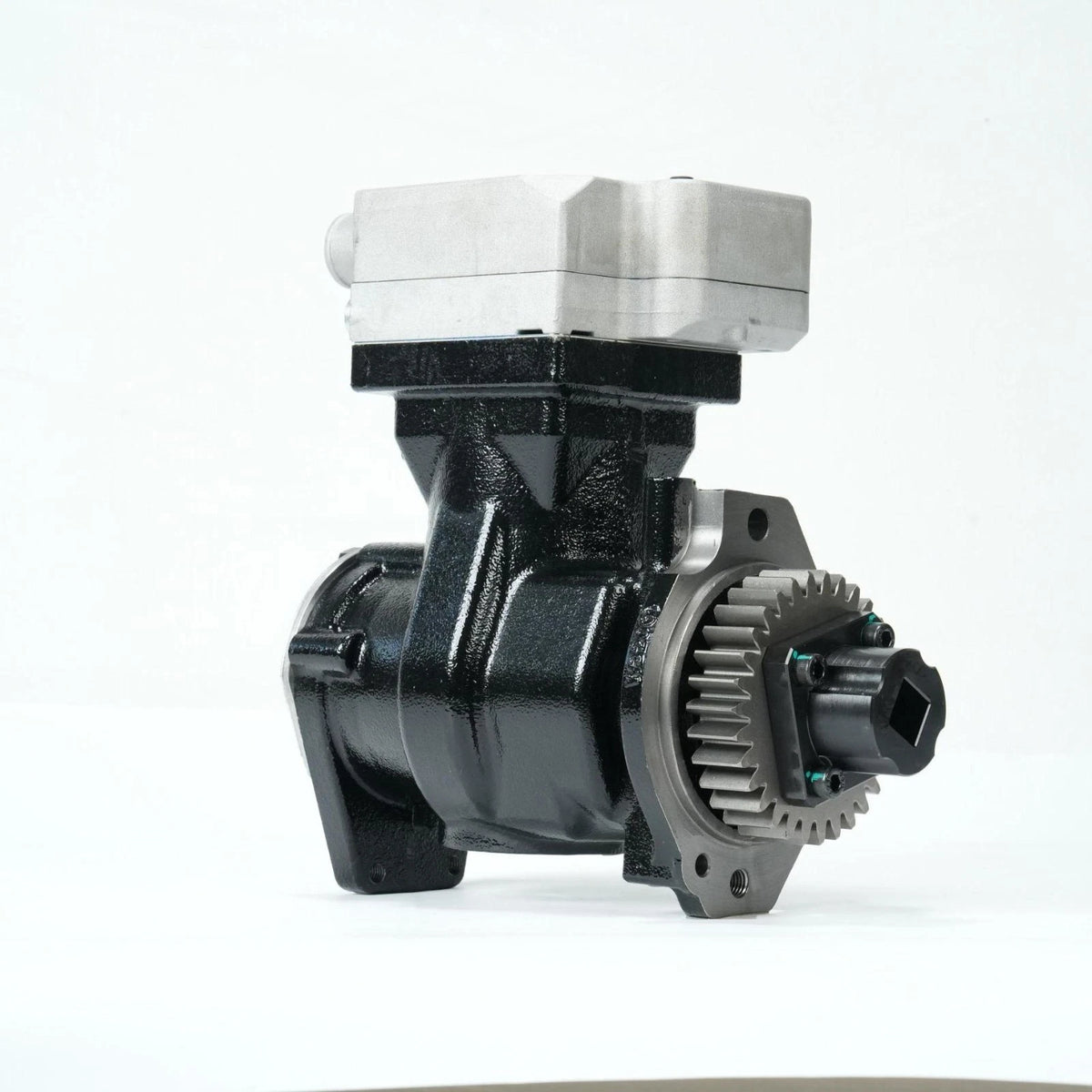Cummins ISX15 / X15 Air Brake Compressor — 3689649 — product photo 2